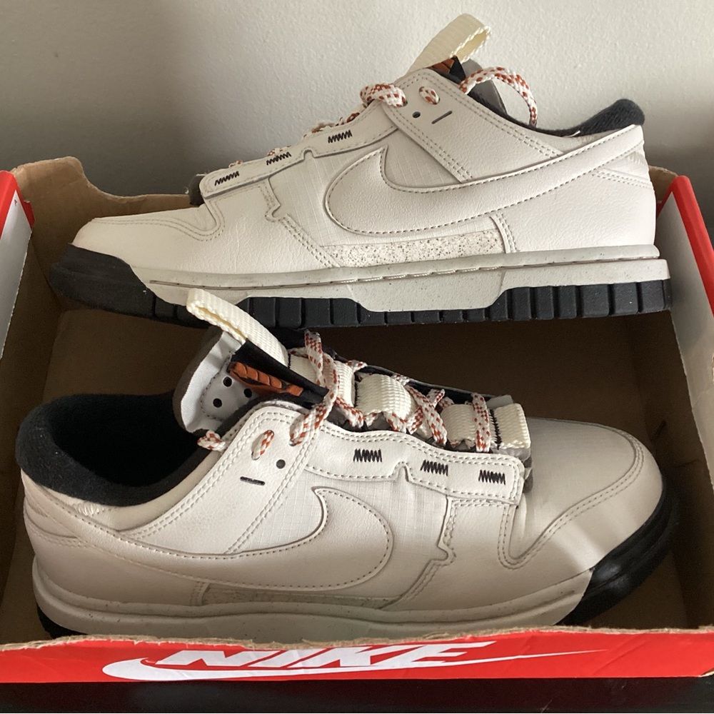 Nike dunks jumbo new with box
